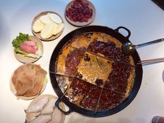 -岗上渣渣老火锅(两路口店)