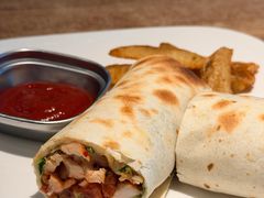 鸡肉手卷饼-耶里夏丽·丝路国际新疆菜·清真食品(徐汇南丹东路臻选店)