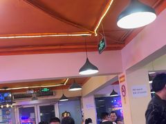 -海盗船. 龙虾烧烤. 酒馆