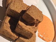炸臭豆腐（捉臭）-虫二酒肆(美罗城店)
