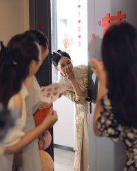 -Lady  Jane高端婚纱礼服馆