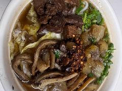 -花溪王记牛肉粉(四季花溪商场店)