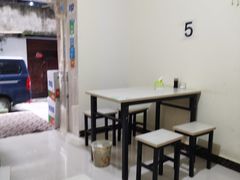 -37号老院坝抄手(马王庙37号院店)