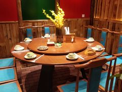 包厢-老滇山寨•云南特色菜•地方菜•民族风情歌舞表演(金碧店)