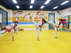 -浛道跆拳道·拳击·体适能