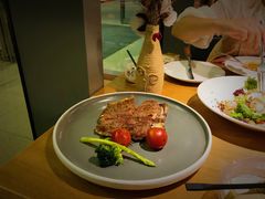 新西兰带骨眼肉牛排-新贝乐意大利餐厅(苏州中心店)