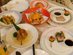 -浅深(世茂滨江精品店)