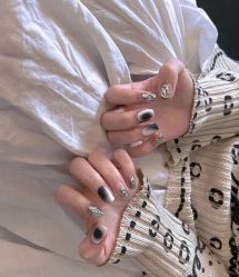-CM.Nail美甲美睫