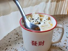 冰淇淋打蛋-堂屋糖水店(愚园店)