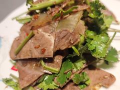 凉拌牛肉-陶德砂锅(蜀汉路店)