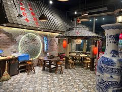 -破瓦寒窑·地摊烤羊排