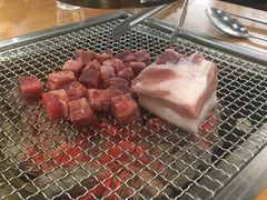 -肉甲韩国木炭烤肉(新壹街1店)