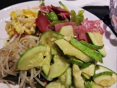 -涨巢·潮玩水疗局