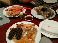 -荣誉国际酒店-云顶旋转餐厅