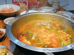 -野山舂·贵州现舂酸汤牛肉(鸿通城店)