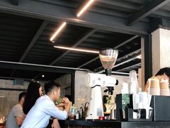 -邊渡咖啡