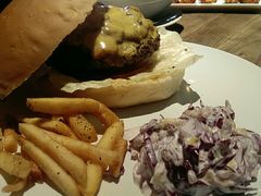 android_upload_pic-Yum Bistro
