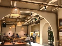 -白乐天毛肚火锅馆(解放碑店)