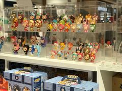 -泡泡玛特POPMART(国金街店)