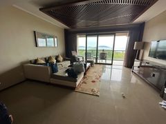 -三亚湾海居铂尔曼度假酒店