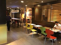 用餐区-麦当劳(豫园店)