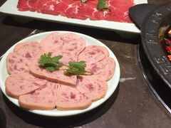 -红九格老火锅(三峡广场店)