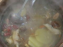 -东记炭炉·海鲜鸡煲(龙华店)