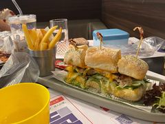 鸡扒帕尼尼-伯顿西餐厅(厚街香榭丽店)