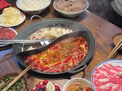 -萍姐火锅·公路夜市(武汉首店)