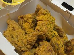 -BHC炸鸡(明洞总店)