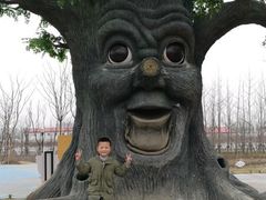 -多彩贵州城极地海洋世界