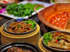 -山城鼎重庆老火锅(西安钟楼店)