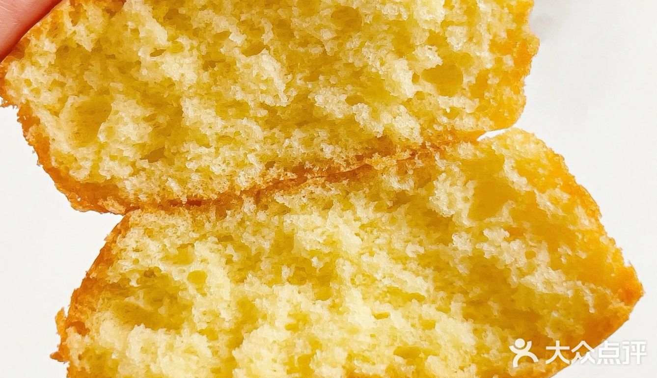 这个老式鸡蛋糕太好吃啦，做好满屋子都是蛋糕的香味