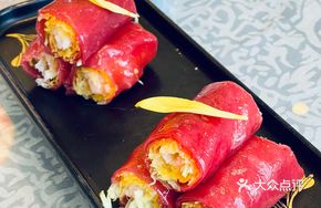 Red Rice Intestine Delicacy