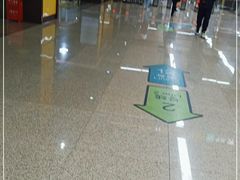 -南京西路(地铁站)