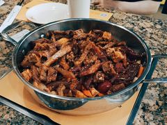 -黄记煌三汁焖锅(荣盛国际店)