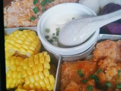 -黄桷树曹家私房菜(江与城店)
