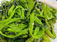 -容里煲仔饭(利丰北路店)