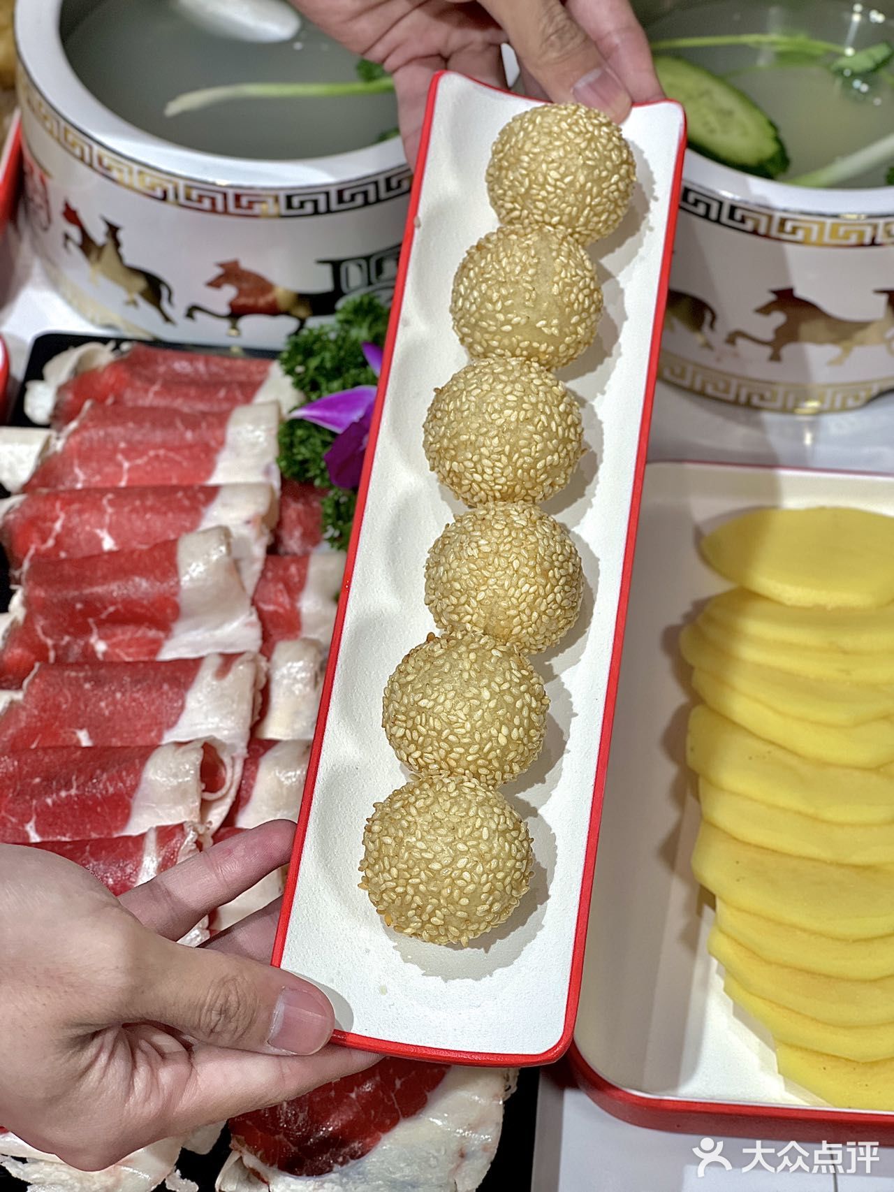 叹羊肉好去处‼️围炉而坐来一顿草原羊肉火锅吧♨️  