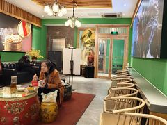 -沸炉重庆老火锅(军事博物馆店)