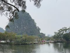 -星湖旅游景区七星岩