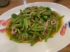 地瓜梗炒肉末-陈先进鱼馆·夜宵·地道农家菜(湖墅南路店)