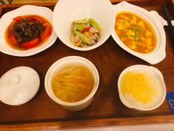 -裕月馨月子中心(滨江店)