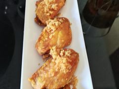 畅销蒜香鸡翅-高第街56号港式餐厅(山大路店)