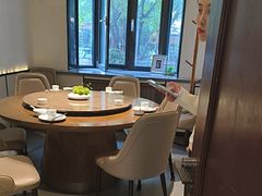 -吕氏焗小鲜•海鲜青岛菜(八大关店)