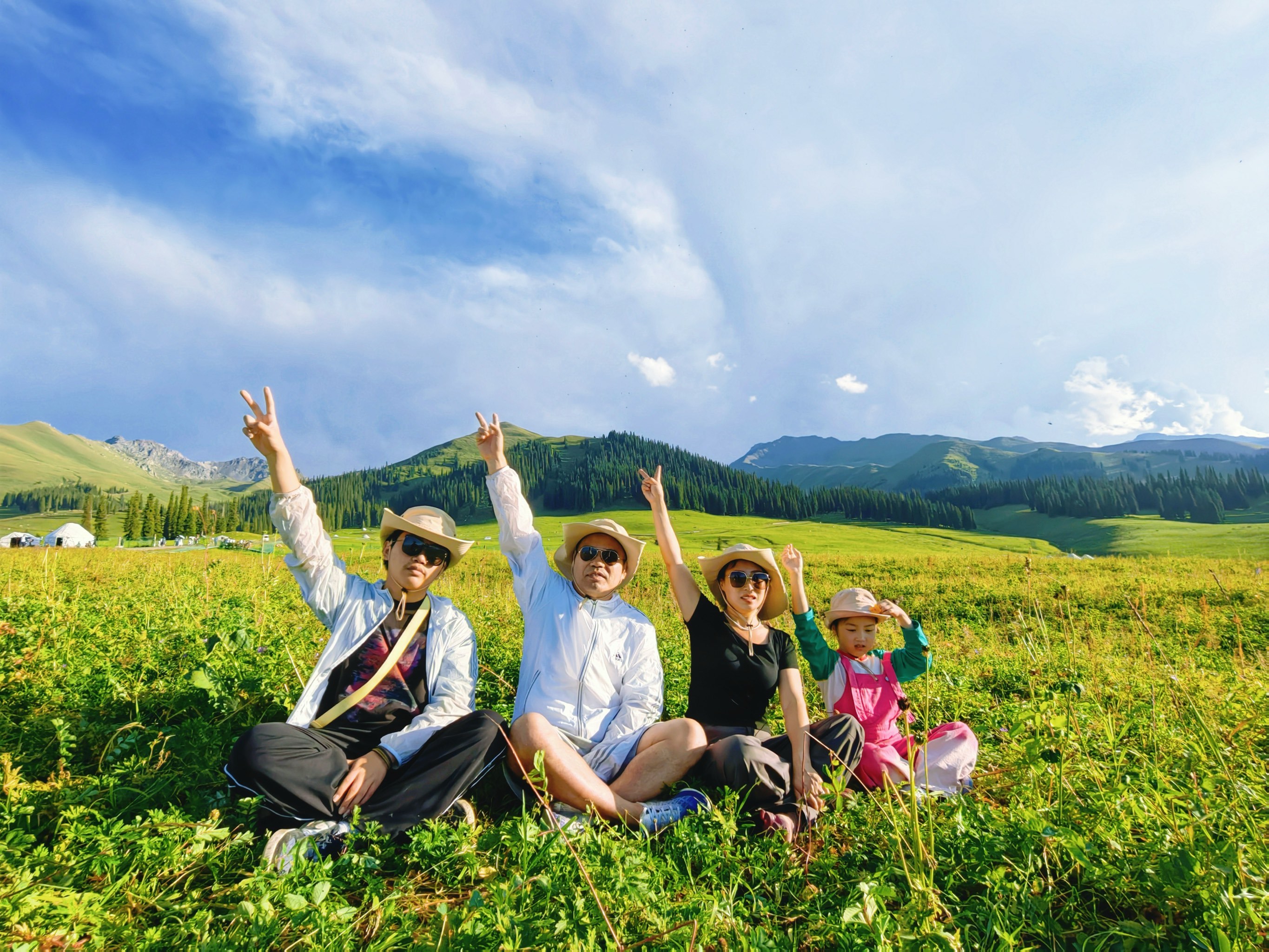 新疆那拉提大草原