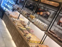 面包甜点陈列柜-罗森尼娜(德思勤店)