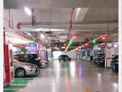 -静安大融城·停车场