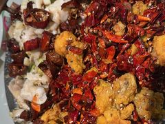 -小鱼小牛·鱼牛干锅·脆鱼火锅(世欧广场店)