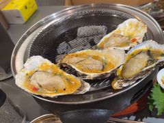 -围炉肉舍•炭烤活鳗•丹东海鲜烤肉(步行街店)